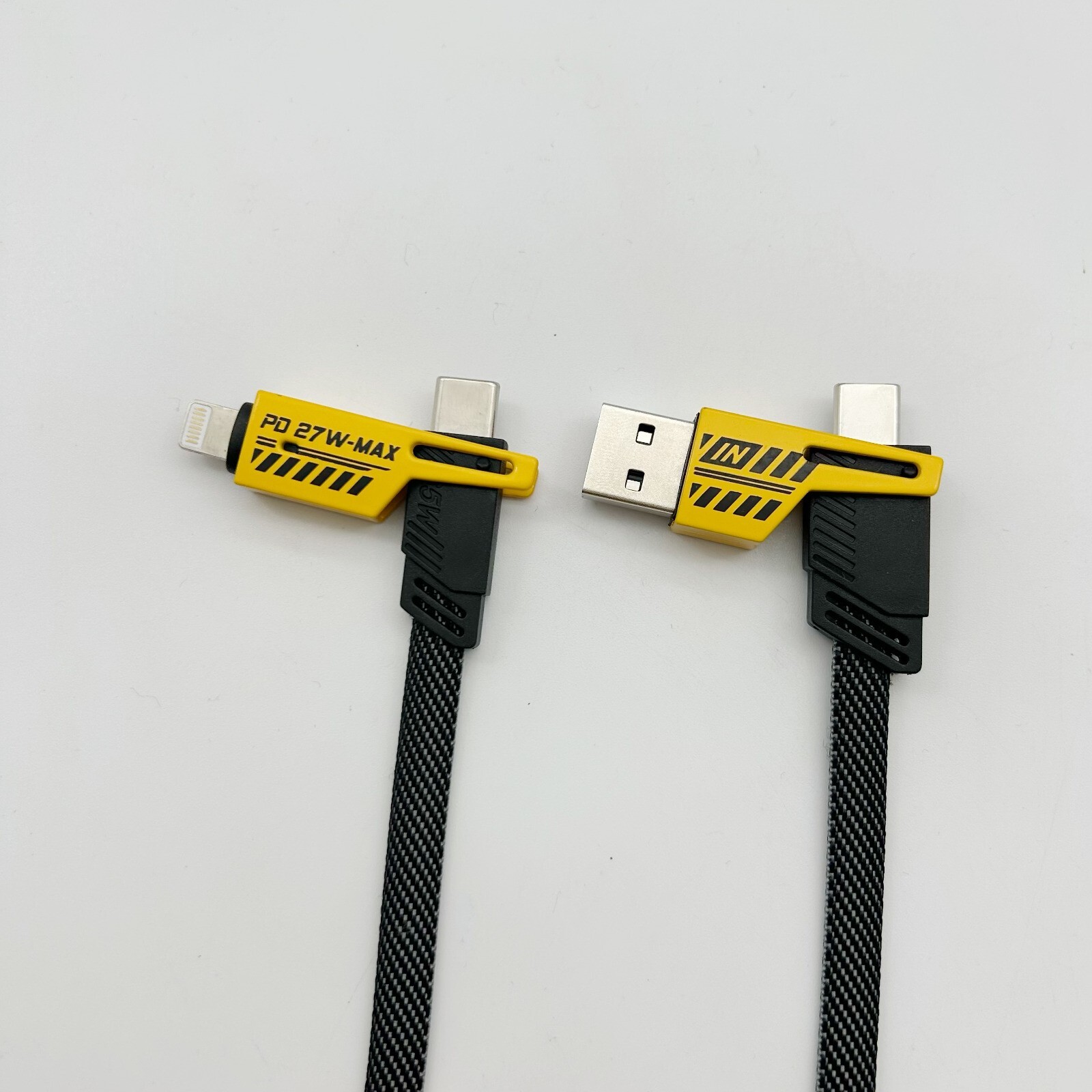 4 in 1 fast charging cable4 in 1 Universal Fast Charging Cable with USB A/USB C